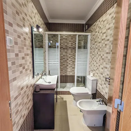 Farm Village- Townhouse 2 Mins From Old Town