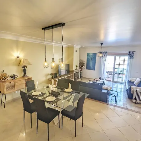 Vakantiehuis Farm Village- Townhouse 2 Mins From Old Town