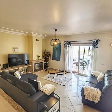 Farm Village- Townhouse 2 Mins From Old Town Vakantiehuis Albufeira